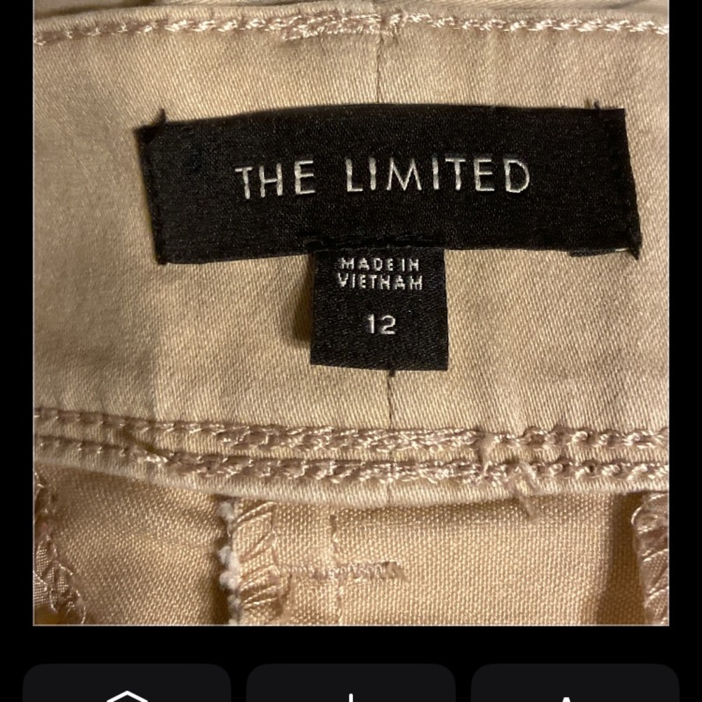 The Limited Women's Tan Shorts - Picture 2 of 6